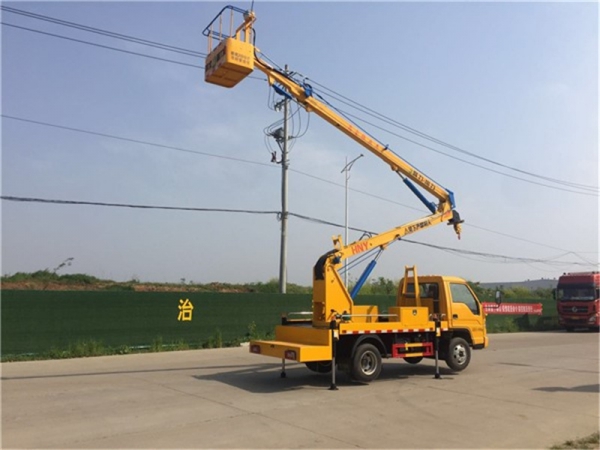 國六福田13.5米高空作業車